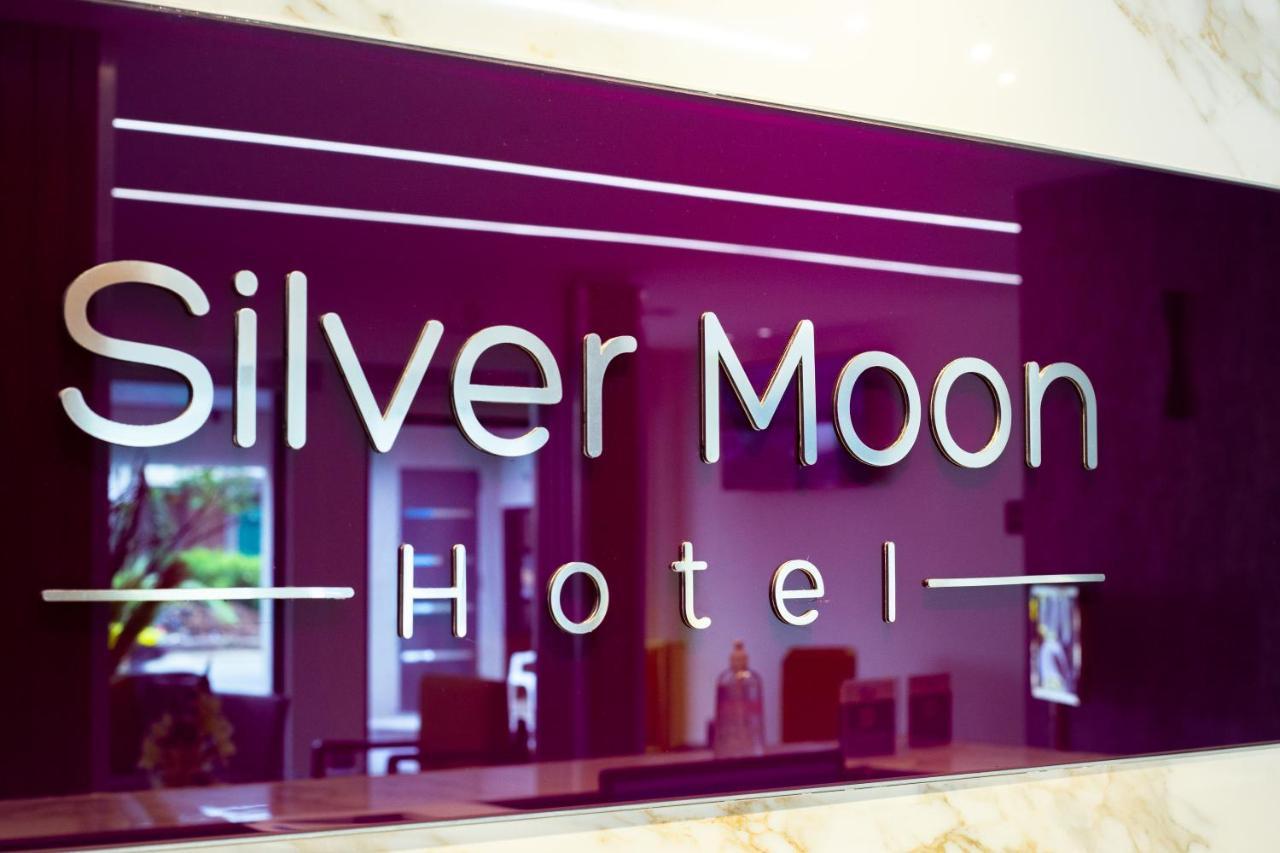 Silver Moon Hotel Абиджан Экстерьер фото