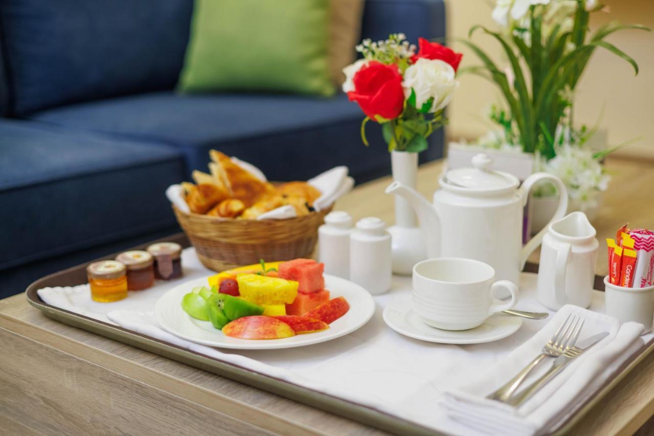 Silver Moon Hotel Абиджан Экстерьер фото
